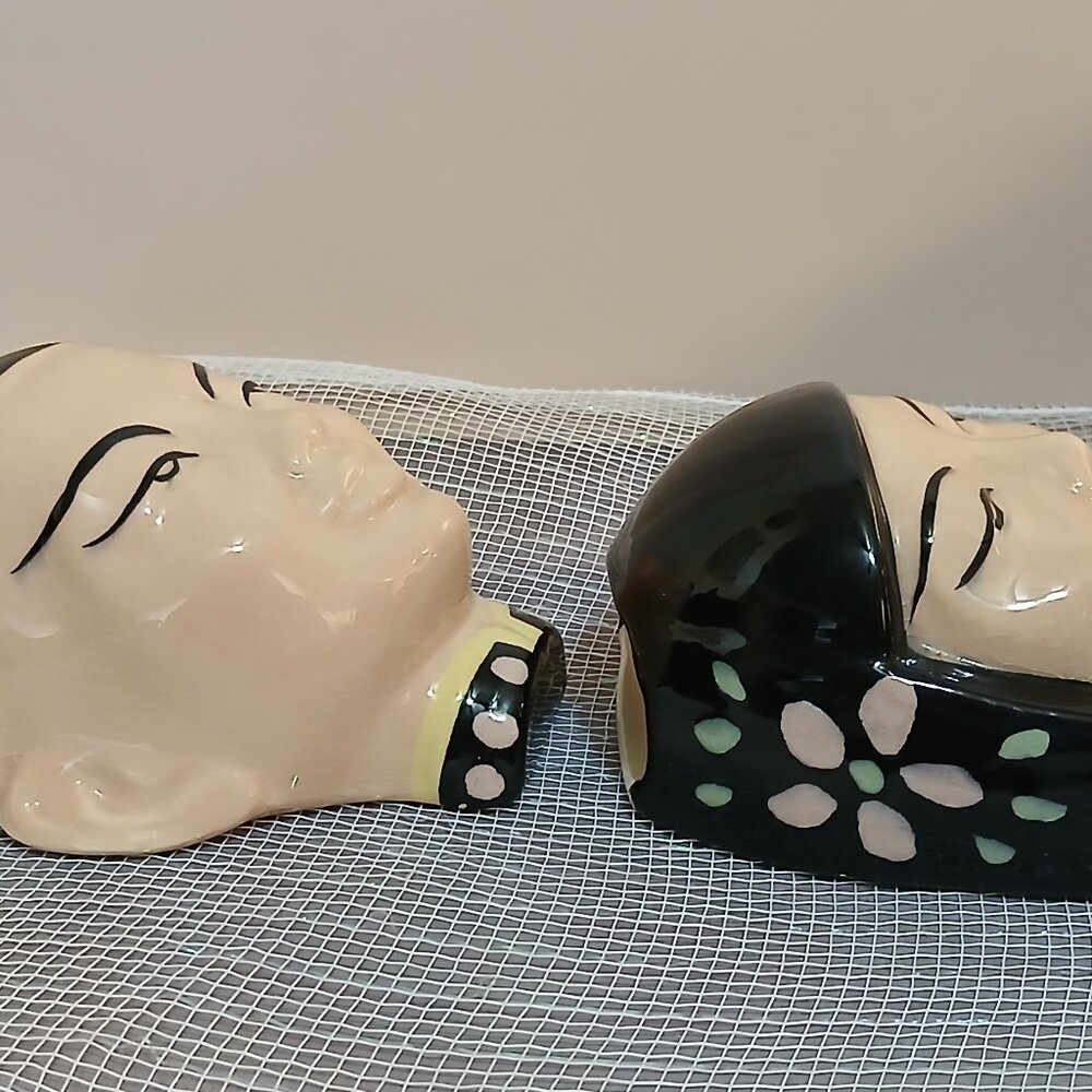 Mid-Century Pair of Asian Man & Woman Head Wall Pockets - Picture 9 of 10